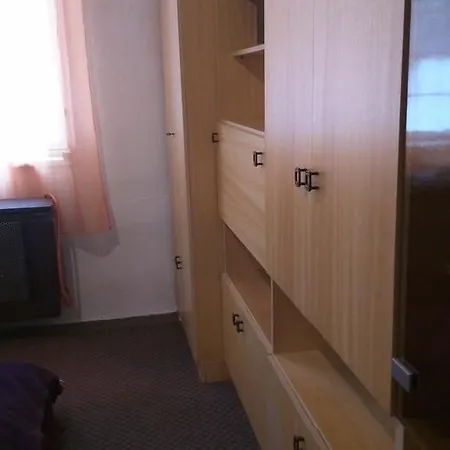 Tisza Parti Nyaralohaz Holiday home *